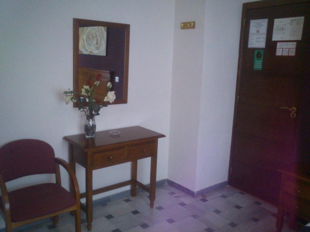 Hostal Cabrera Motril Extérieur photo