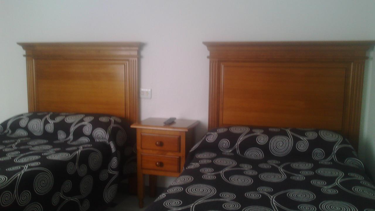Hostal Cabrera Motril Extérieur photo